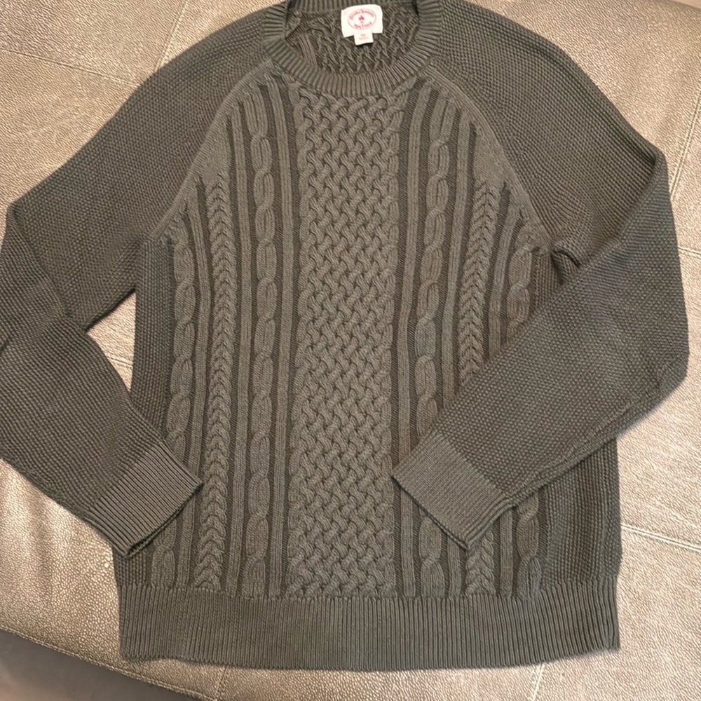 Men’s sweater